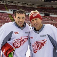 NHL99: Pavel Datsyuk, the 'Magic Man,' played like a thief and an artist -  The Athletic