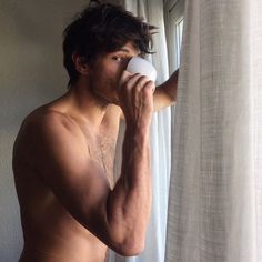 Andres Velencoso