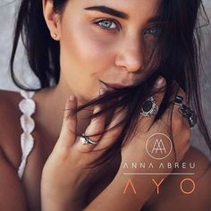 Anna Abreu