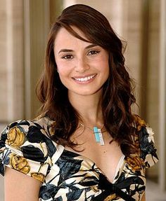 Mia Maestro