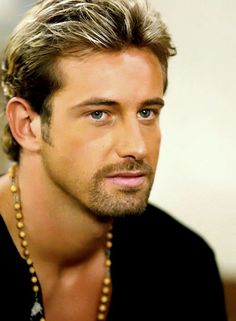 Gabriel Soto