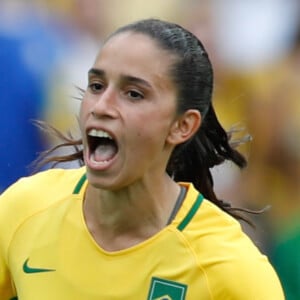 Rafaelle Souza